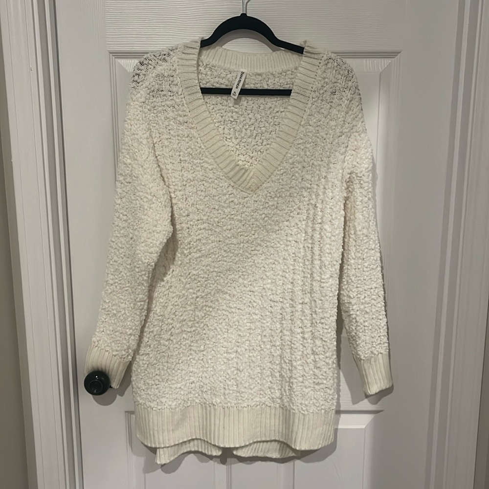 Off white sweater